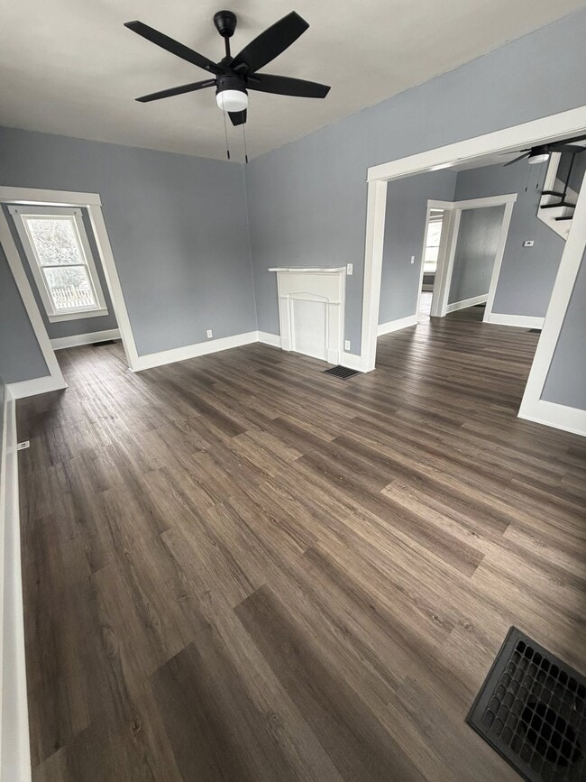 property at 1930 S River Rd