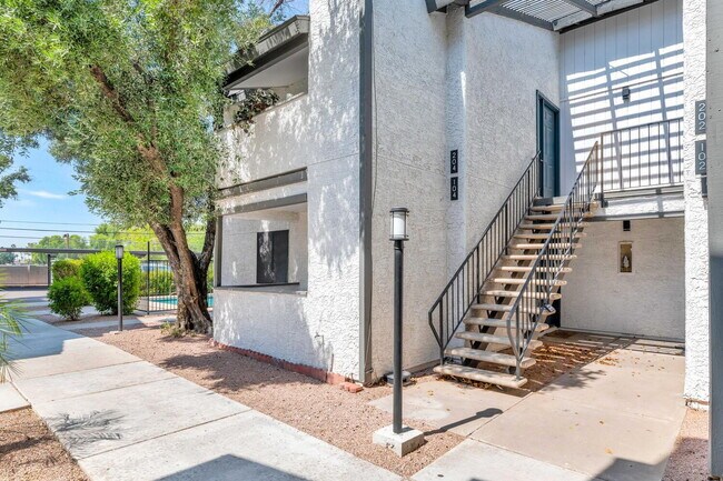 property at 1221 N 85th Pl