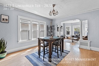 2872 S Linebarger Terrace-Unit -2872 in Milwaukee, WI - Foto de edificio - Building Photo