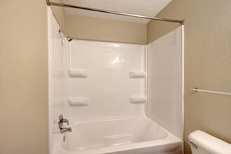 Parkside Apartments in New Prague, MN - Building Photo - Building Photo