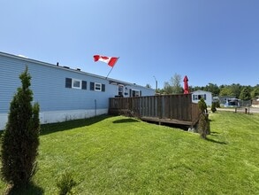 33 Midway Dr in Moncton, NB - Building Photo - Building Photo