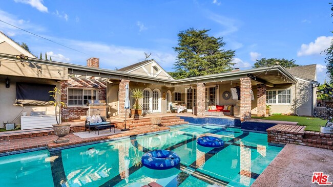 property at 4559 Morella Ave