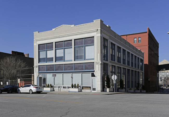 Crossroads Lofts in Kansas City, MO - Foto de edificio - Building Photo