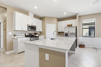 15169 Serene Shrs Lp in Bradenton, FL - Foto de edificio - Building Photo