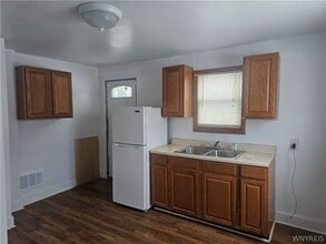 2003 Virginia Ave in Niagara Falls, NY - Building Photo - Building Photo