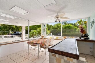 23 Harbor Dr in Key Largo, FL - Building Photo - Building Photo