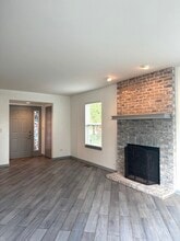 21439 Abbey Ln in Crest Hill, IL - Building Photo - Building Photo