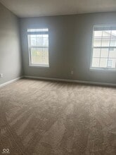 1002 Cavendish Dr in Carmel, IN - Building Photo - Building Photo