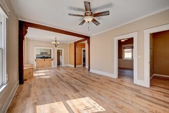 923 E St Vrain St in Colorado Springs, CO - Building Photo - Building Photo