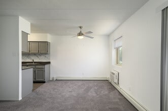Merion Trace Apartments in Upper Darby, PA - Foto de edificio - Interior Photo