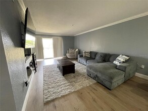 13905 Fairway Island Dr in Orlando, FL - Building Photo - Building Photo