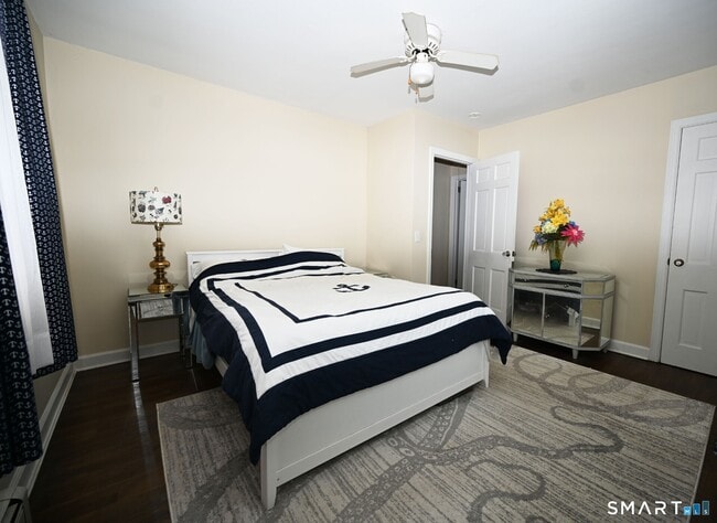 23 Quotonset Ln in Westbrook, CT - Building Photo - Building Photo