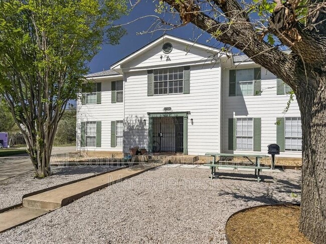 property at 3432 Willowrun Dr