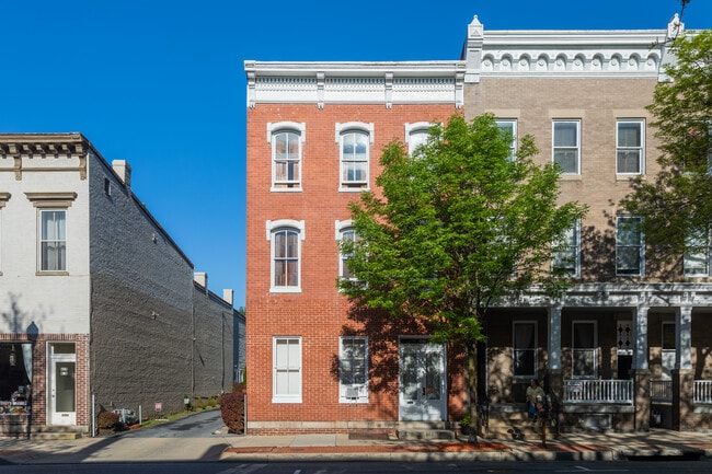 425 N Market St in Frederick, MD - Foto de edificio - Building Photo