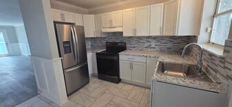 769 Sylvan Ave in Bridgeport, CT - Building Photo