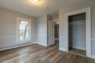 224 Crown St in Meriden, CT - Building Photo - Building Photo