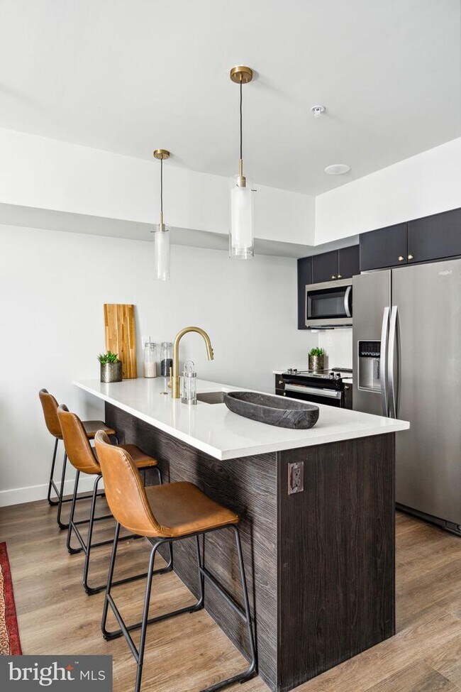 1102 Germantown Ave-Unit -UNIT 207 in Philadelphia, PA - Building Photo - Building Photo