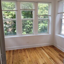 6751 S Clyde Ave in Chicago, IL - Building Photo - Building Photo