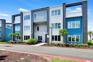 7740 Sandy Ridge Dr in Kissimmee, FL - Building Photo