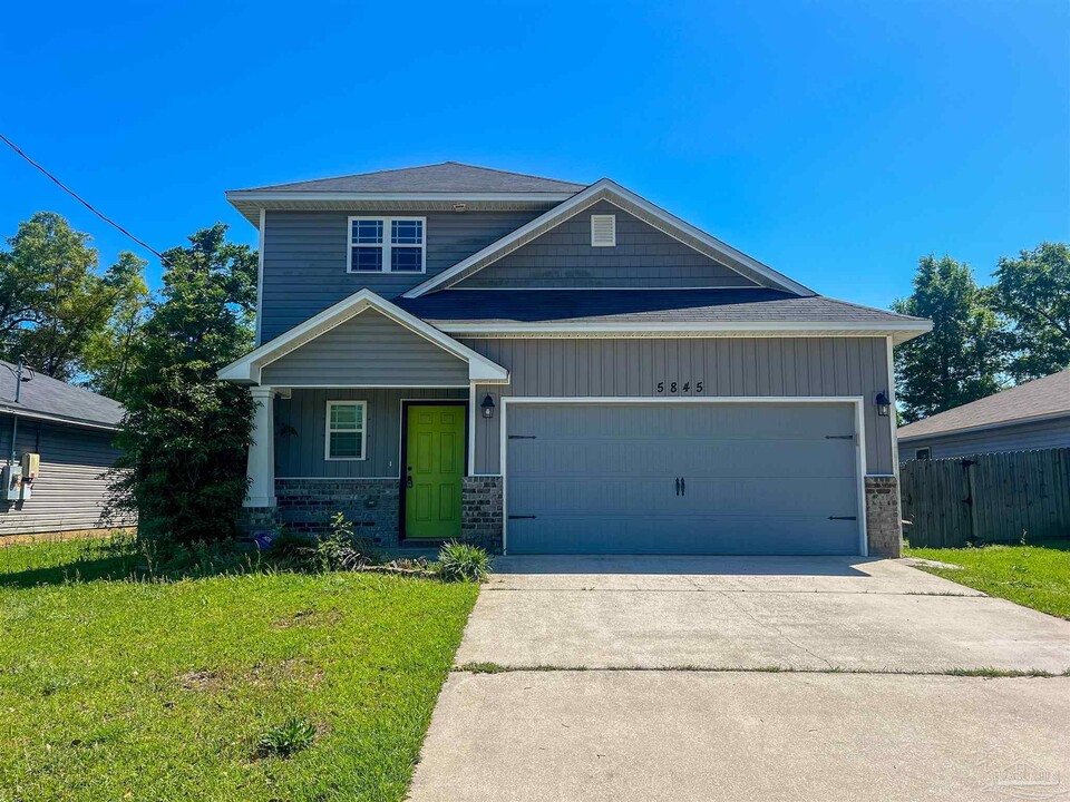 5845 Fairlands Rd in Milton, FL - Building Photo