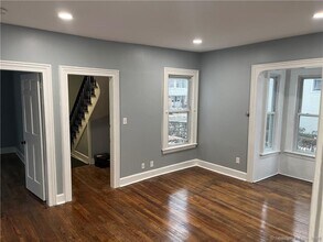 34 Willard St in New Haven, CT - Building Photo - Building Photo