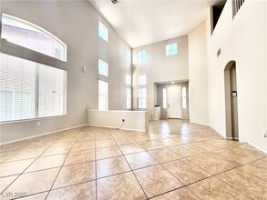 3245 Ridgecliff St in Las Vegas, NV - Building Photo - Building Photo