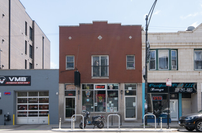 property at 2849 W Belmont Ave