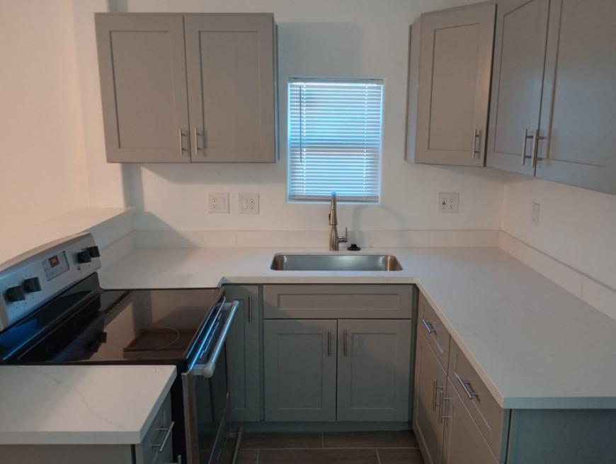 208 E 4th St in Eloy, AZ - Building Photo