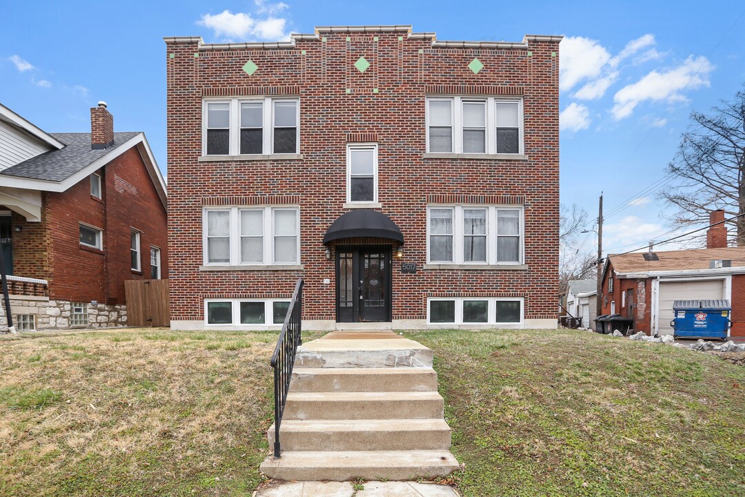 5017 Milentz Ave in St. Louis, MO - Building Photo