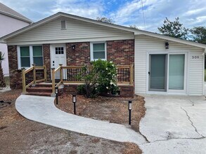 506 32nd Ave S in Atlantic Beach, SC - Building Photo - Building Photo