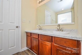 6754 Sequoia Hills Dr in Harrisburg, NC - Building Photo - Building Photo