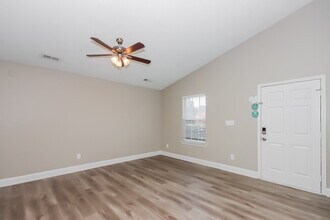 131 Brantley Pl Dr in Mooresville, NC - Building Photo - Building Photo