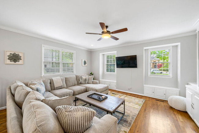 550 High Point Ln in Sandy Springs, GA - Building Photo - Building Photo