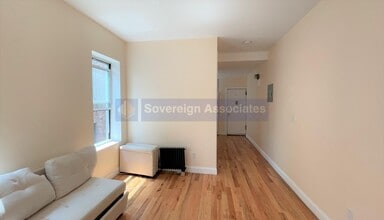 22 St Nicholas Pl in New York, NY - Building Photo - Building Photo