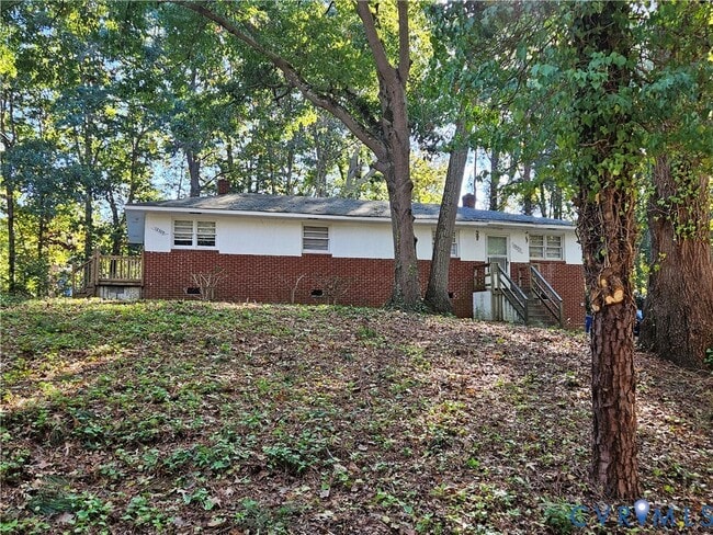 property at 12309 Grove Pl