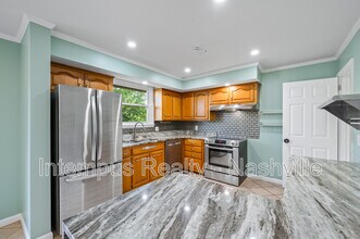 7020 Bonnamere Dr in Nashville, TN - Building Photo - Building Photo