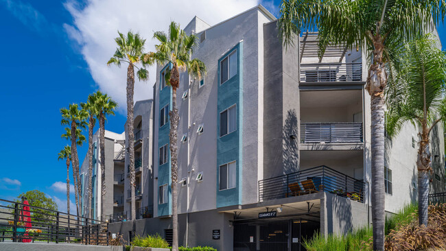 Del Mar Ridge in San Diego, CA - Foto de edificio - Building Photo