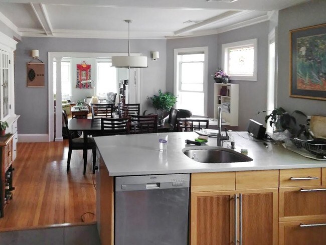 4 Mt Cushing Terrace, Unit 2 in Boston, MA - Foto de edificio - Building Photo