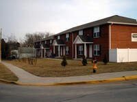 Building Photo - 420 W South St Apartamentos in Warrensburg, Missouri