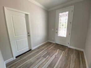 19 W Lake Cir in Mary Esther, FL - Building Photo - Building Photo