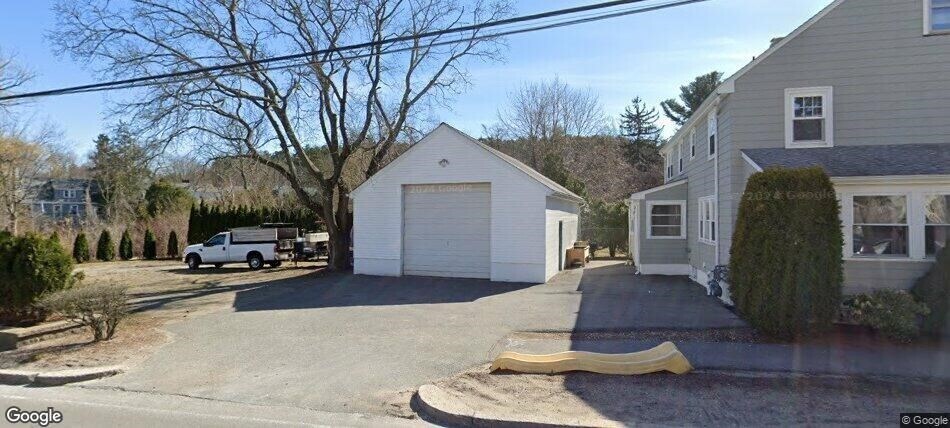 292 W Wyoming Ave in Melrose, MA - Building Photo