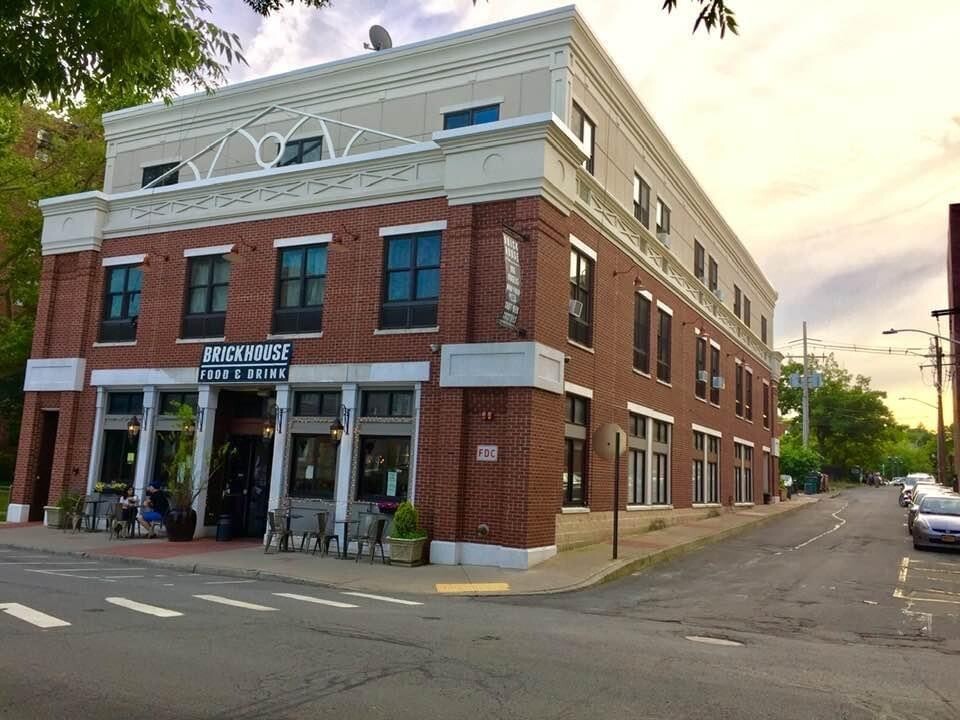 20 S Broadway in Nyack, NY - Foto de edificio