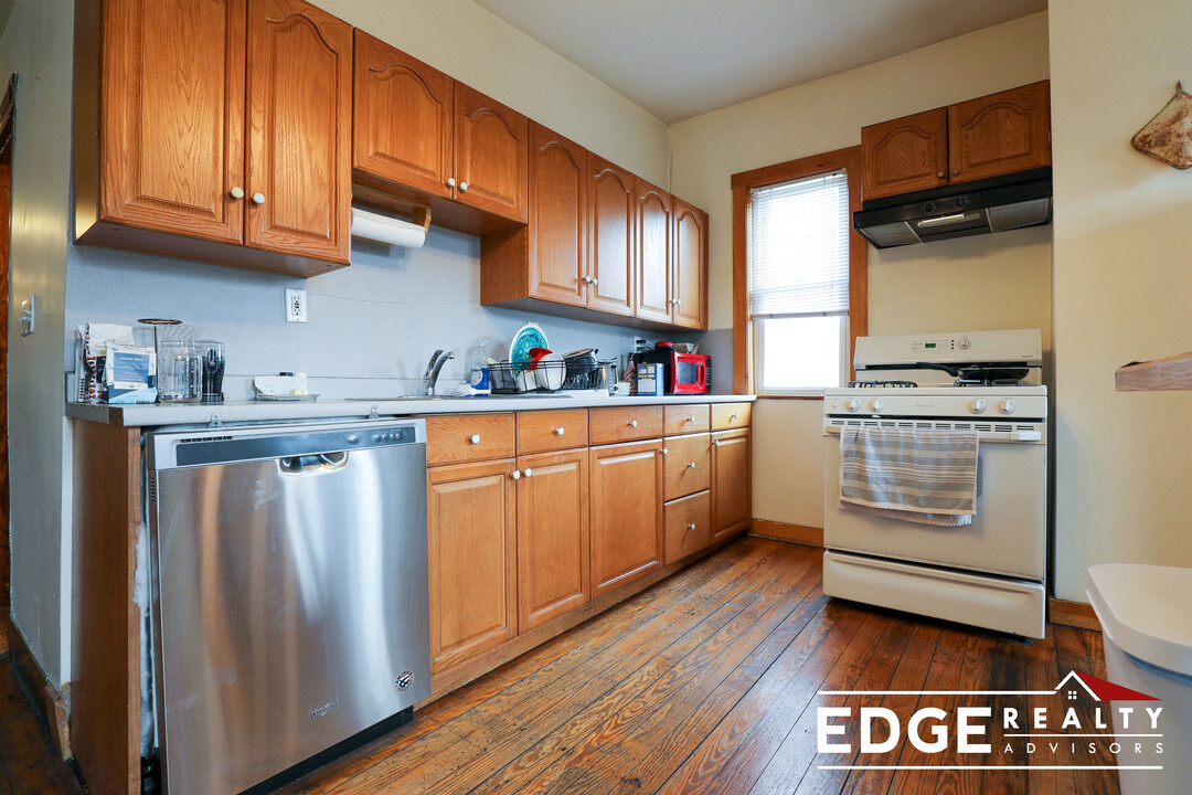 346 Faneuil St, Unit 2 in Boston, MA - Building Photo