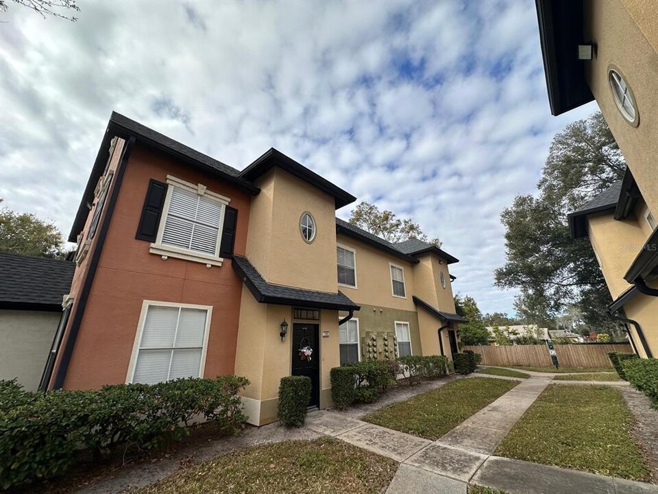 6029 Westgate Dr in Orlando, FL - Building Photo