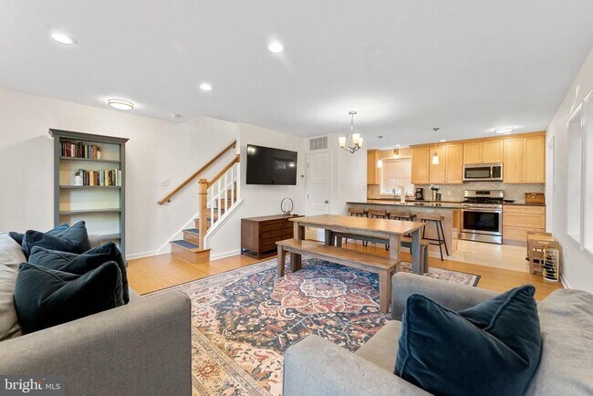 33 Ancell St in Alexandria, VA - Building Photo - Building Photo
