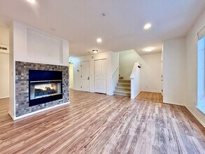 7106 134th Ct SE in Newcastle, WA - Building Photo - Building Photo