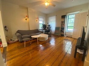 1675 Washington St in Boston, MA - Foto de edificio - Building Photo