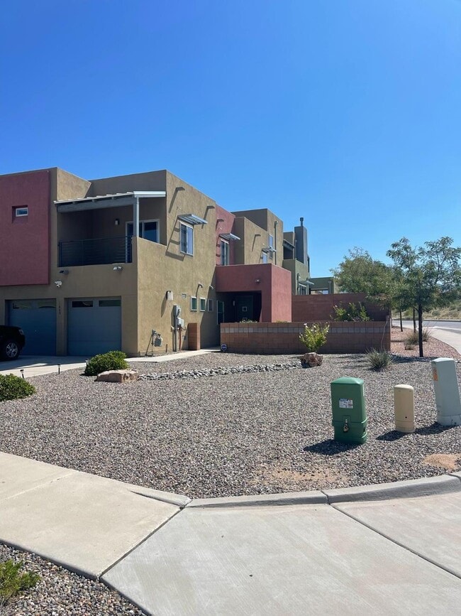 1668 Bull Lea Dr SE in Albuquerque, NM - Building Photo - Building Photo