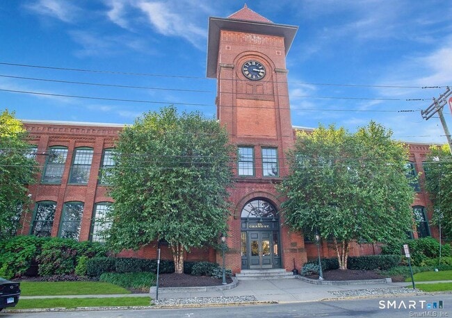 property at 25 Grand St