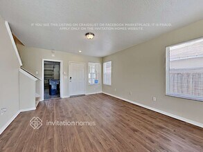431 Maple Pointe Dr in Seffner, FL - Building Photo - Building Photo